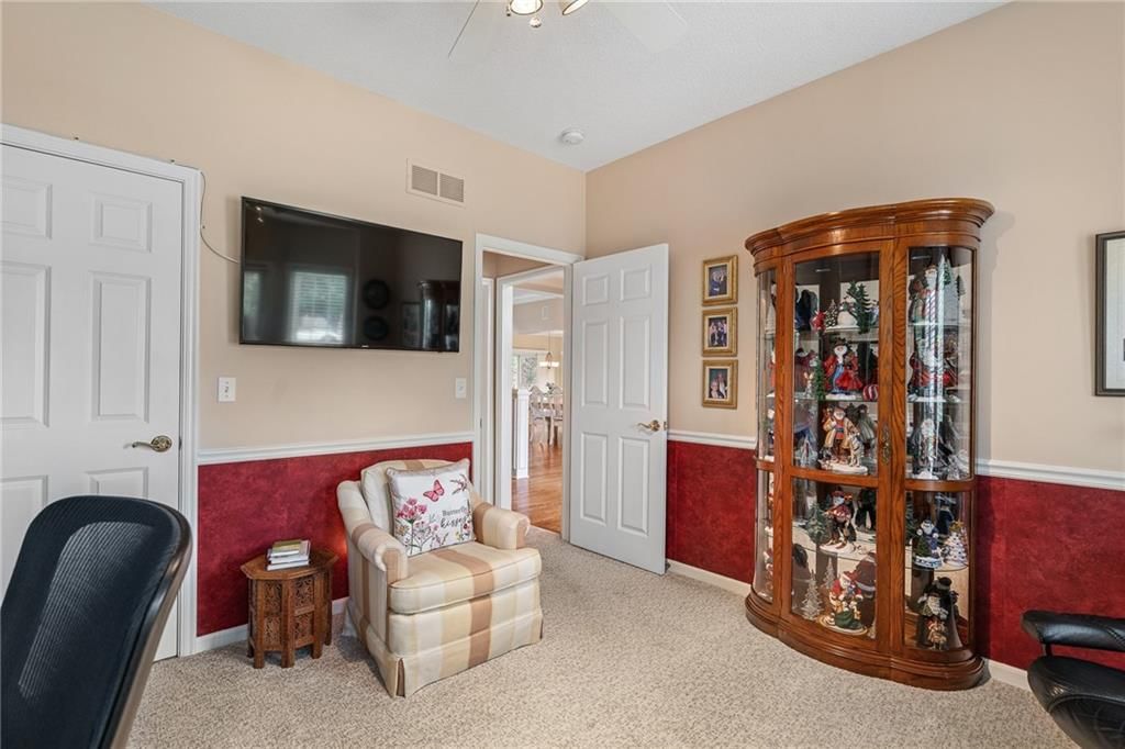 7613 W 148th Street — photo 16