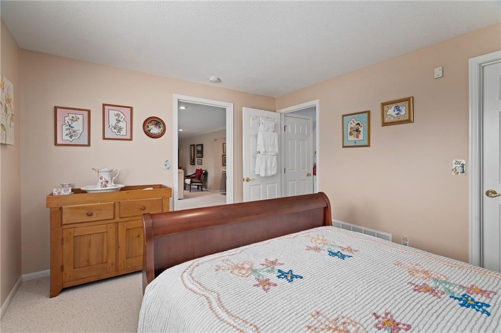 7613 W 148th Street — photo 21