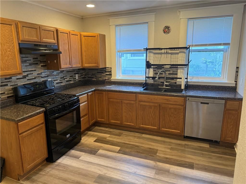 2502 Jules Street — photo 8