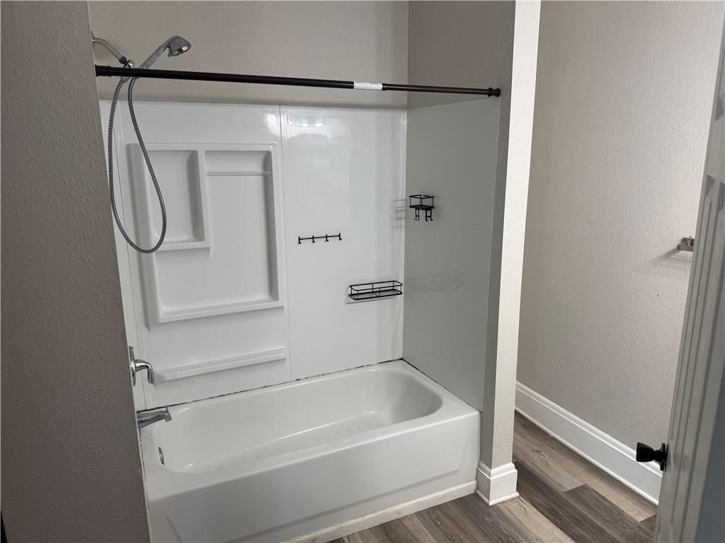 2502 Jules Street — photo 13