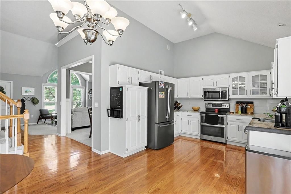 21805 W 52nd Terrace — photo 13