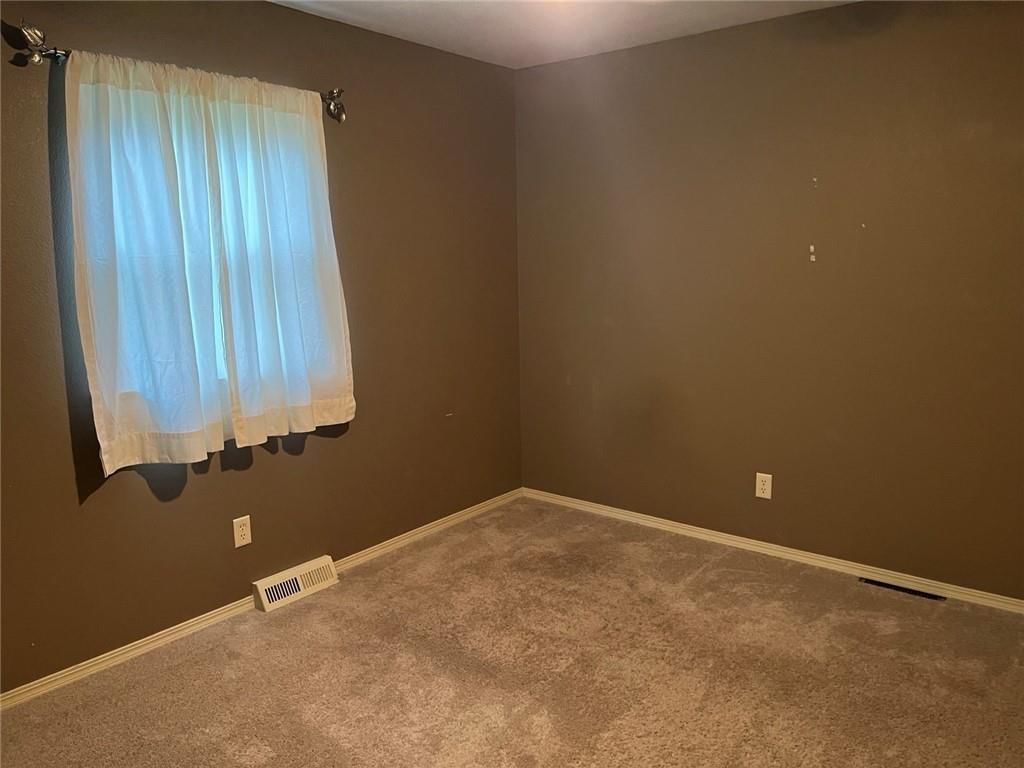 1643 N Ray Avenue — photo 15