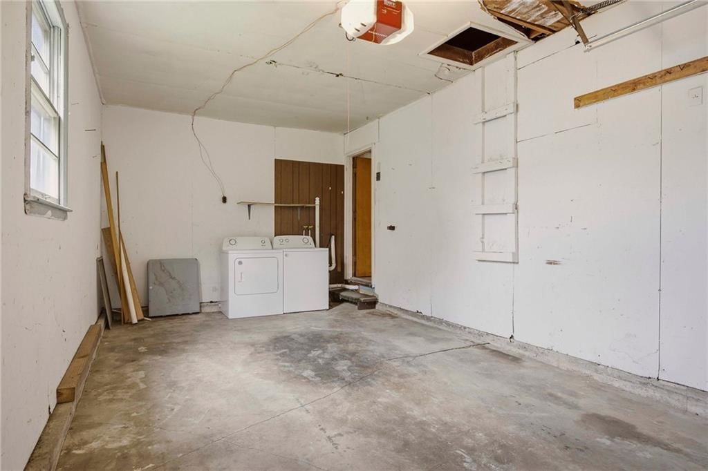 2500 Hillside Drive — photo 17