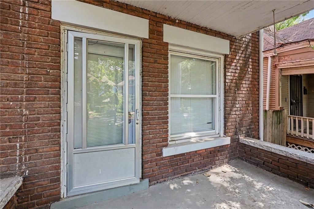 3214 E 11th Street — photo 5
