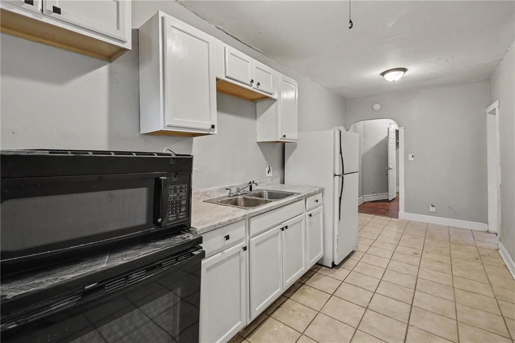 3214 E 11th Street — photo 11