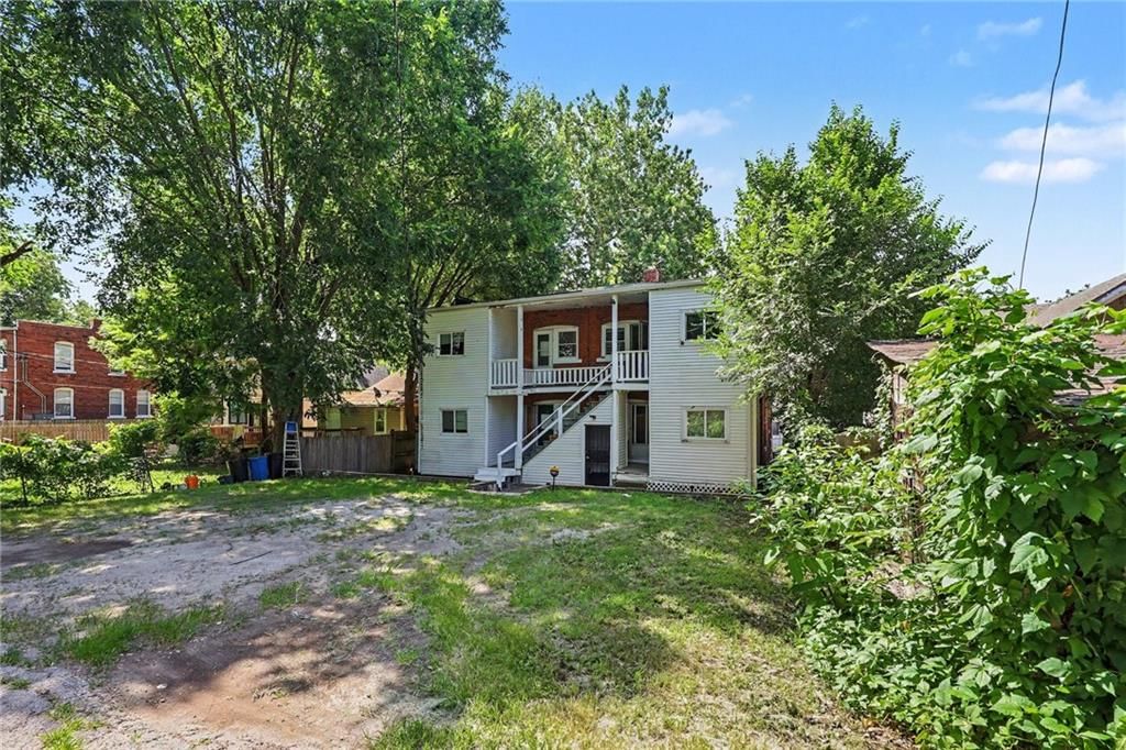 3214 E 11th Street — photo 19