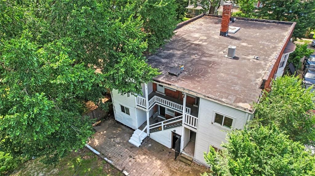 3214 E 11th Street — photo 20