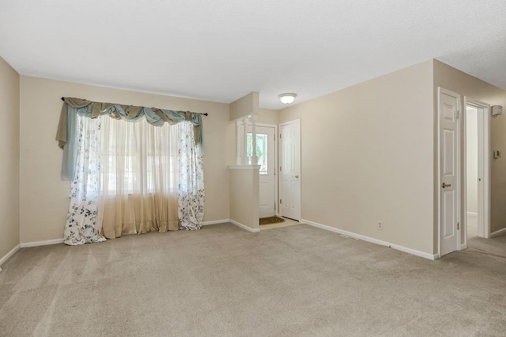 8705 W 94th Street — photo 4