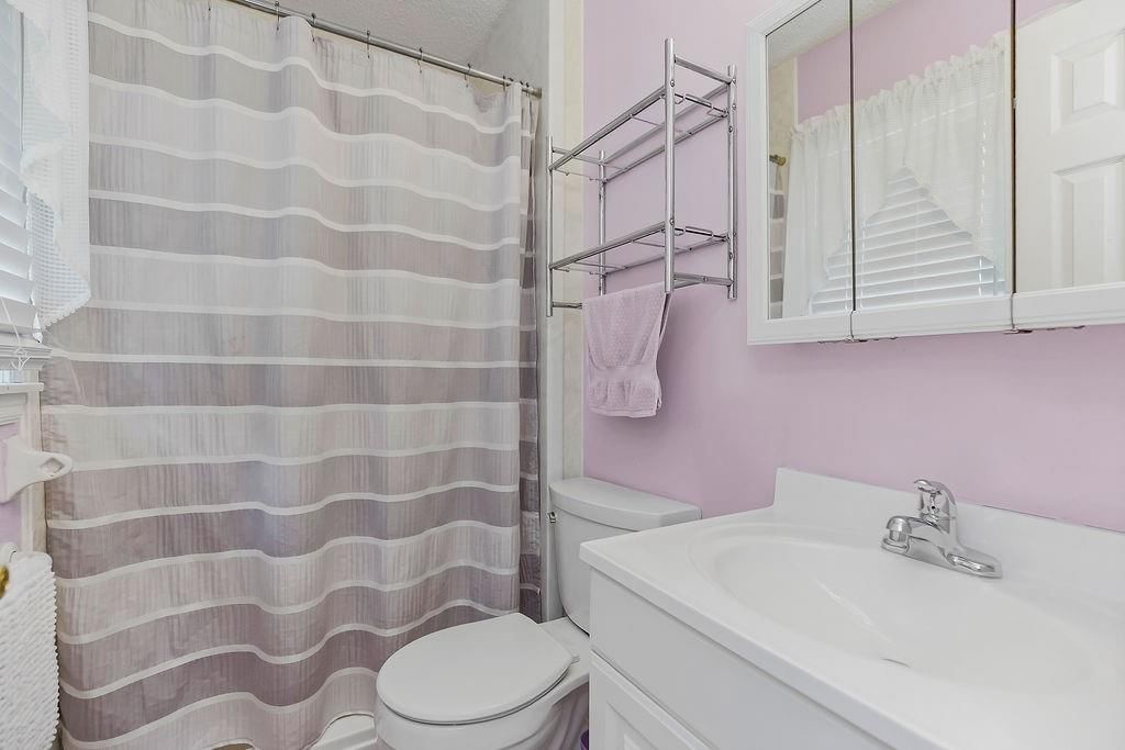 8705 W 94th Street — photo 16