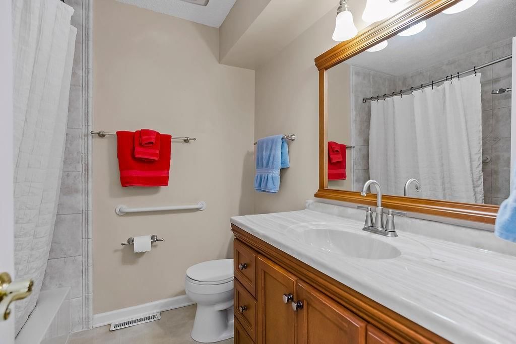 8705 W 94th Street — photo 19