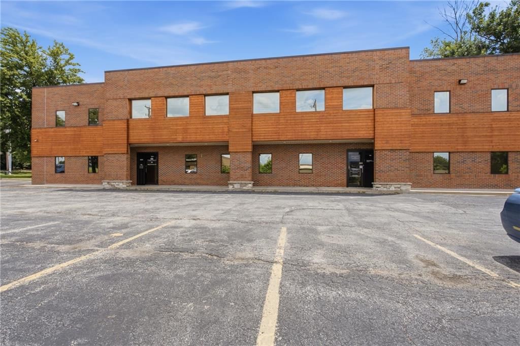 401 SW Ward, Suite 202A Road, Lee's Summit, MO