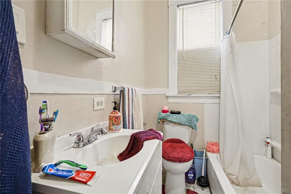 3220 E 11th Street — photo 13