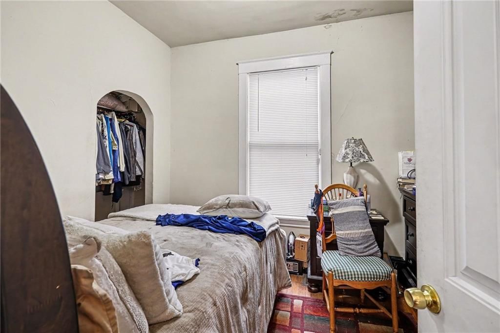 3220 E 11th Street — photo 14