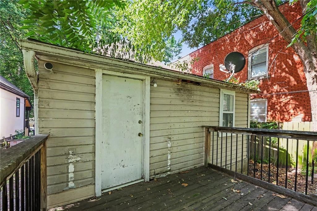 3220 E 11th Street — photo 16