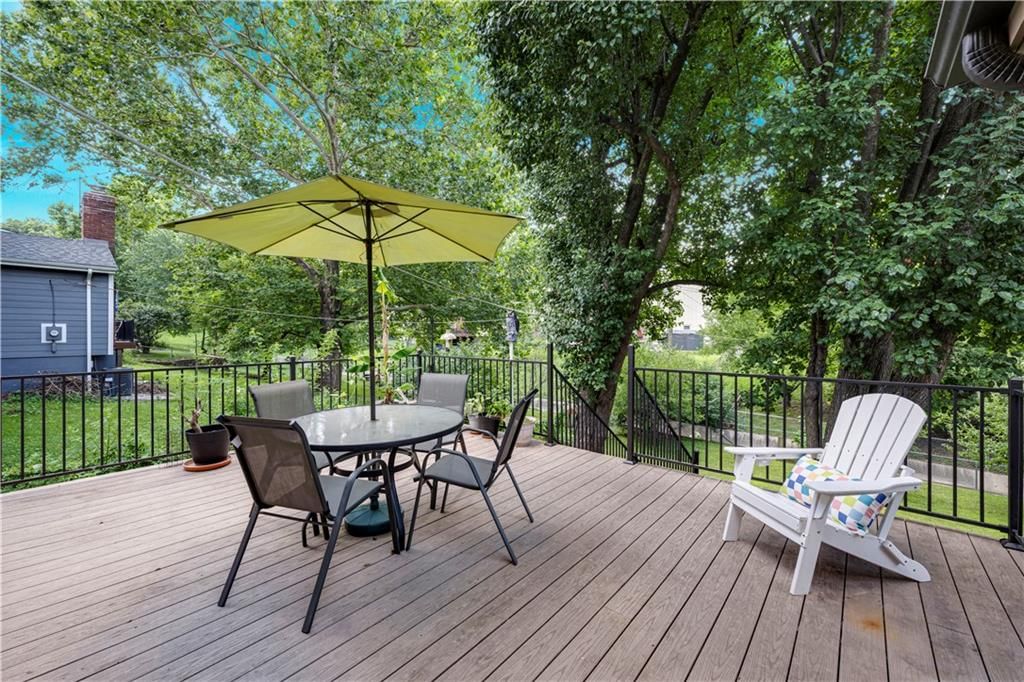 10428 GRAND Avenue — photo 20