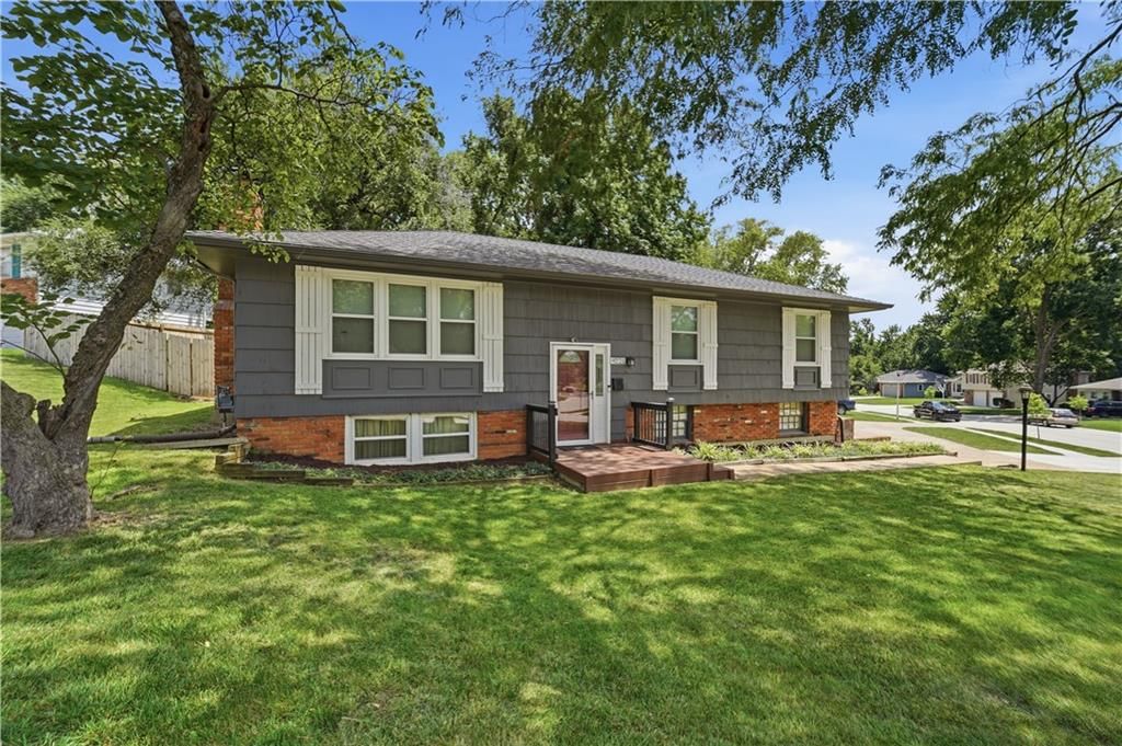 9221 Sturgeon Drive — photo 3