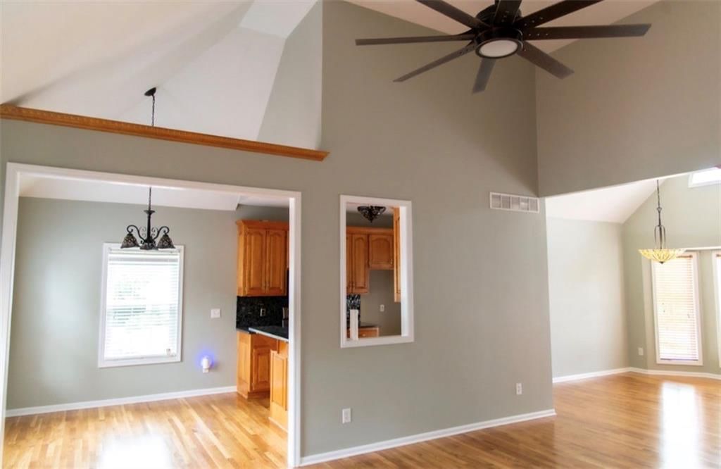 3503 Oxford Court — photo 26