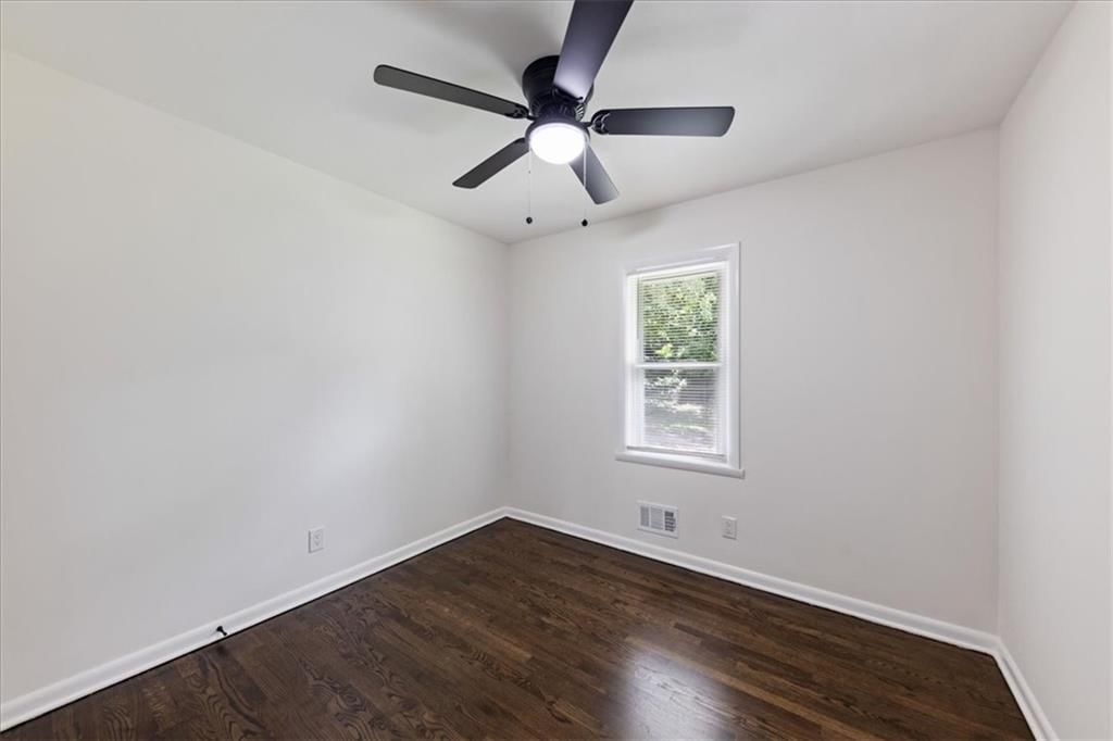 1230 Drury Avenue — photo 10