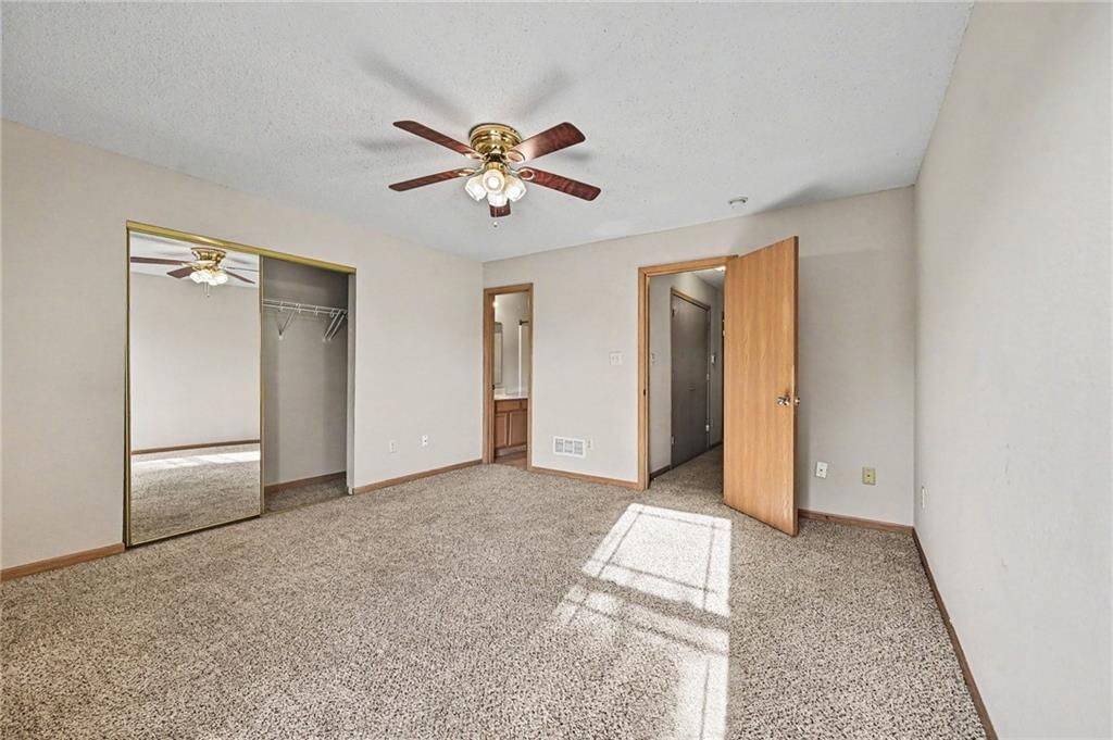 210 Pointe Lane — photo 14