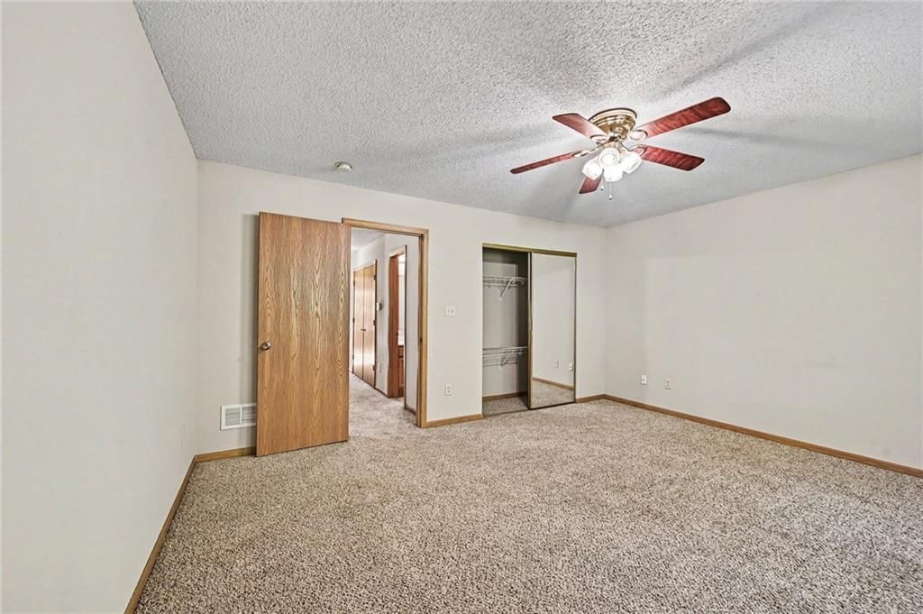 210 Pointe Lane — photo 17