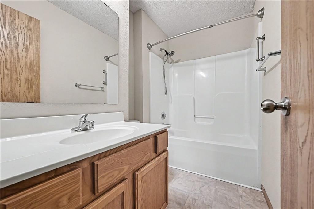 210 Pointe Lane — photo 18
