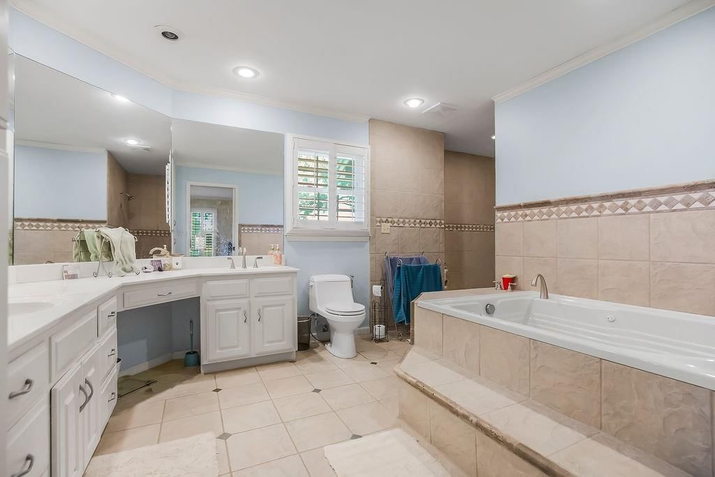1710 N 90th Street — photo 35