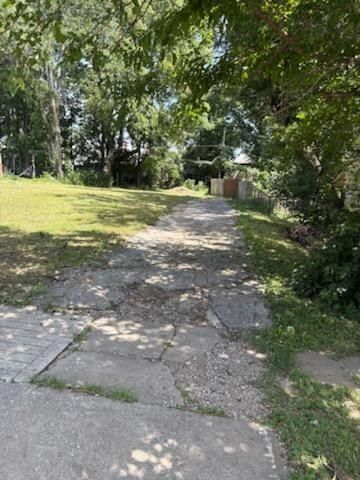 2614 E 8th Street — photo 5