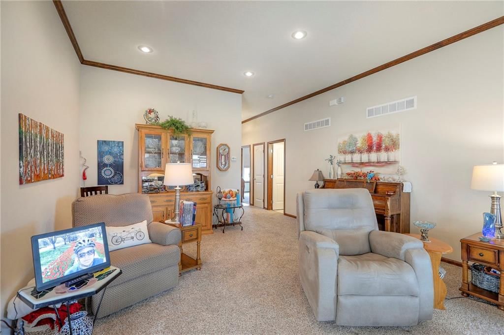 5368 S Davidson Court — photo 6