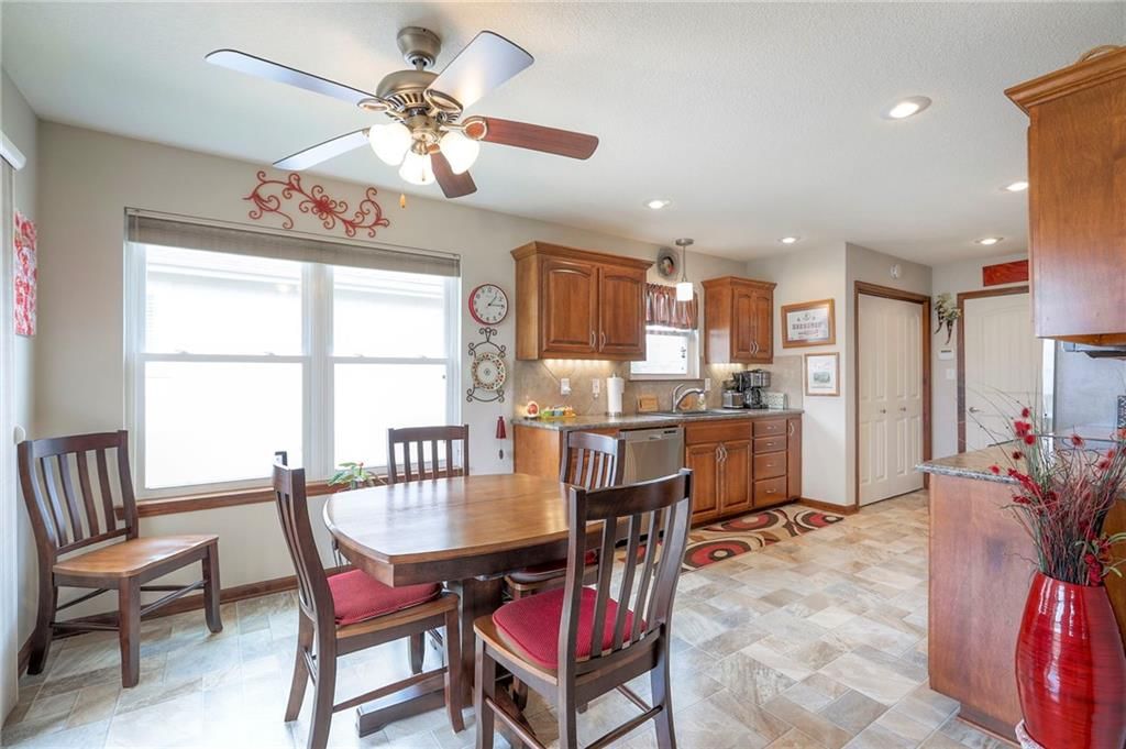 5368 S Davidson Court — photo 9