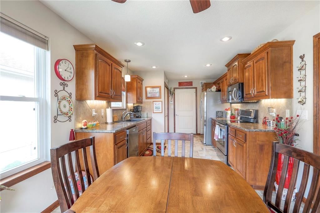 5368 S Davidson Court — photo 10