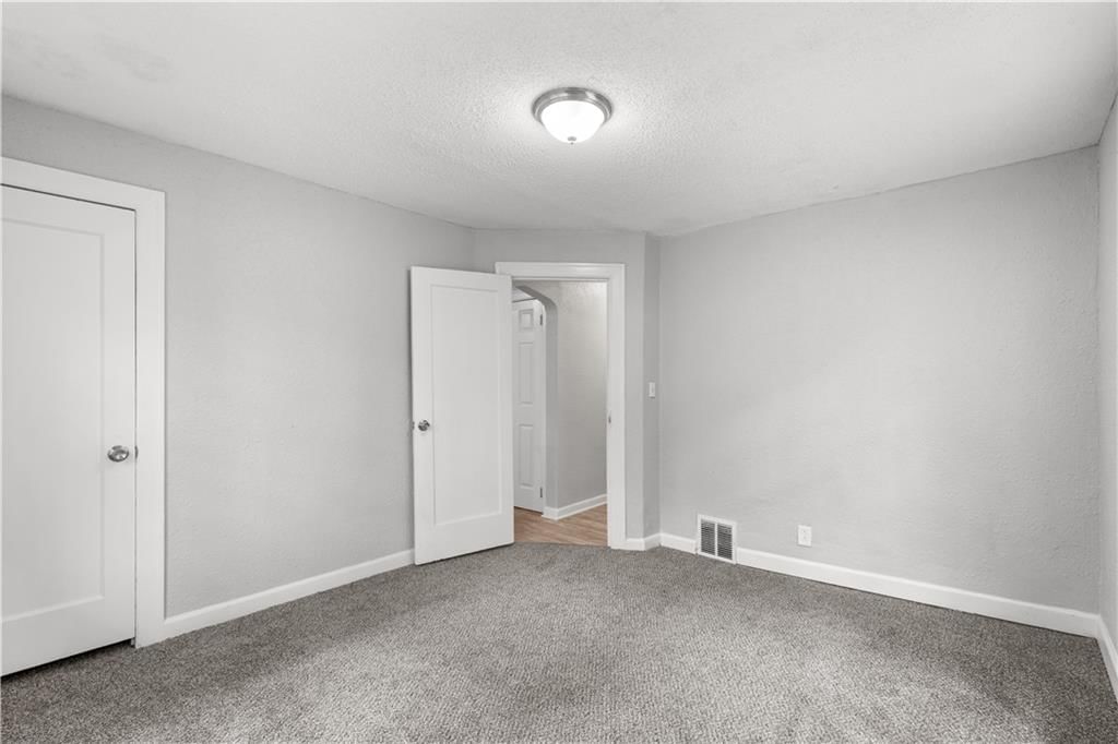 9617 E Independence Avenue — photo 16