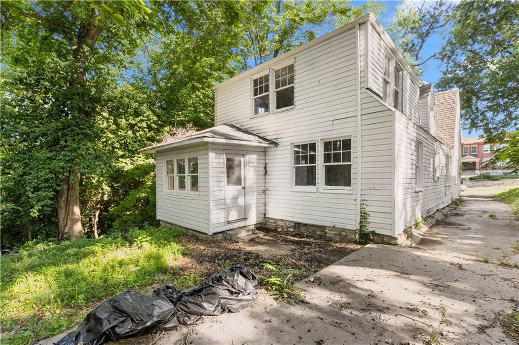 9617 E Independence Avenue — photo 22