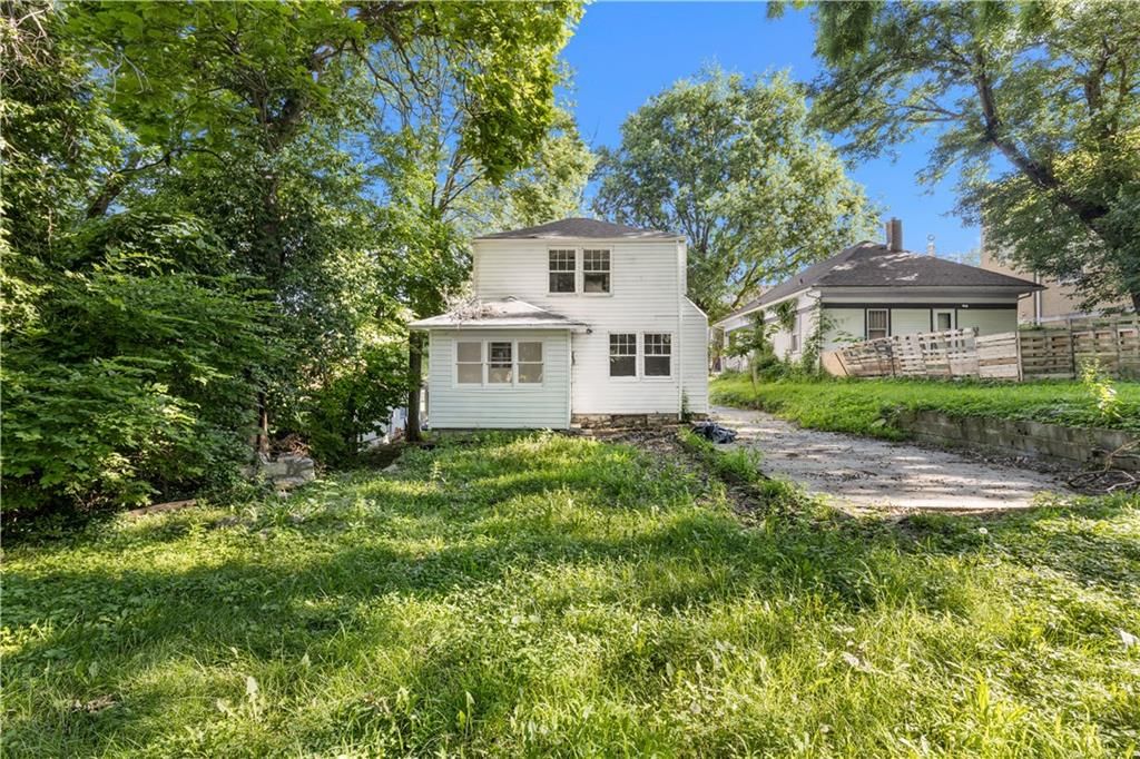 9617 E Independence Avenue — photo 23
