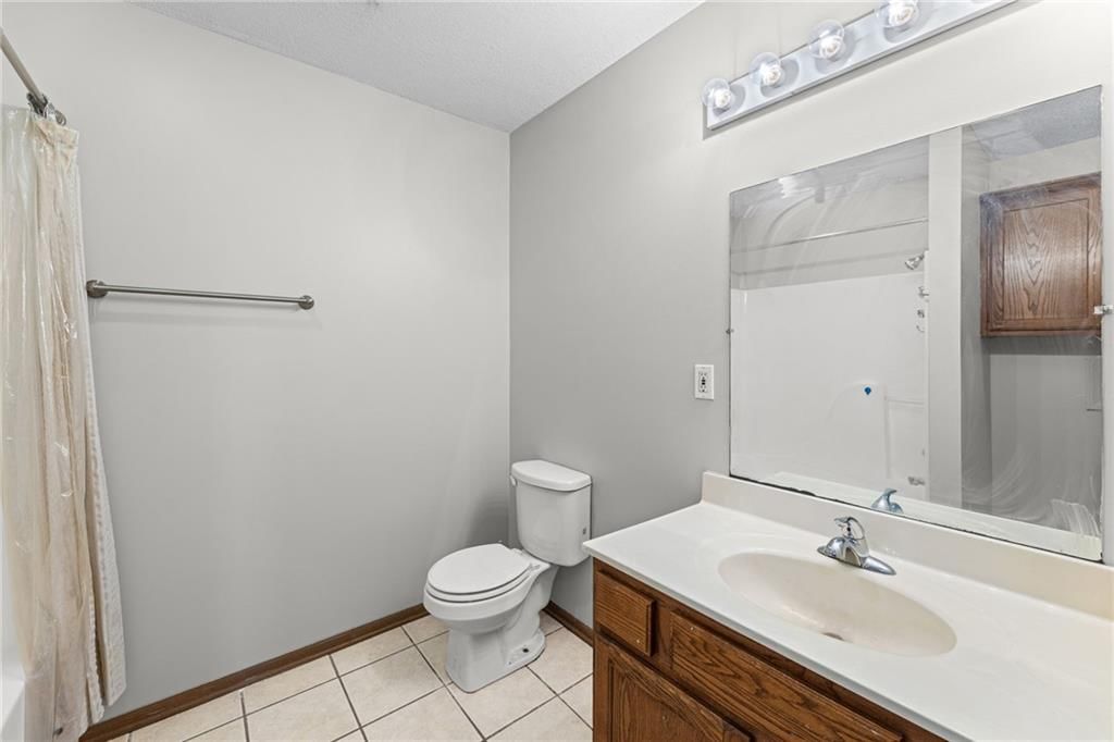 741 Pinewood Street — photo 16