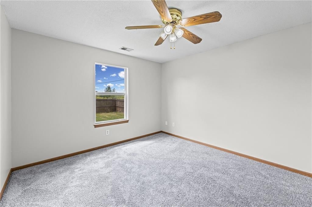 741 Pinewood Street — photo 21