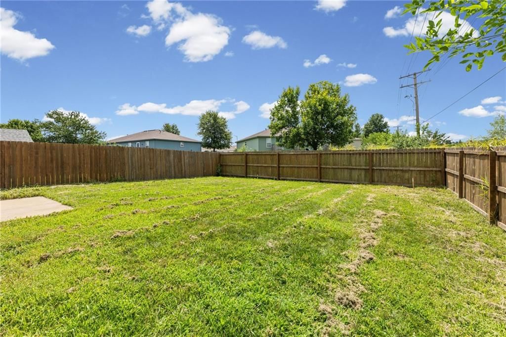 741 Pinewood Street — photo 26