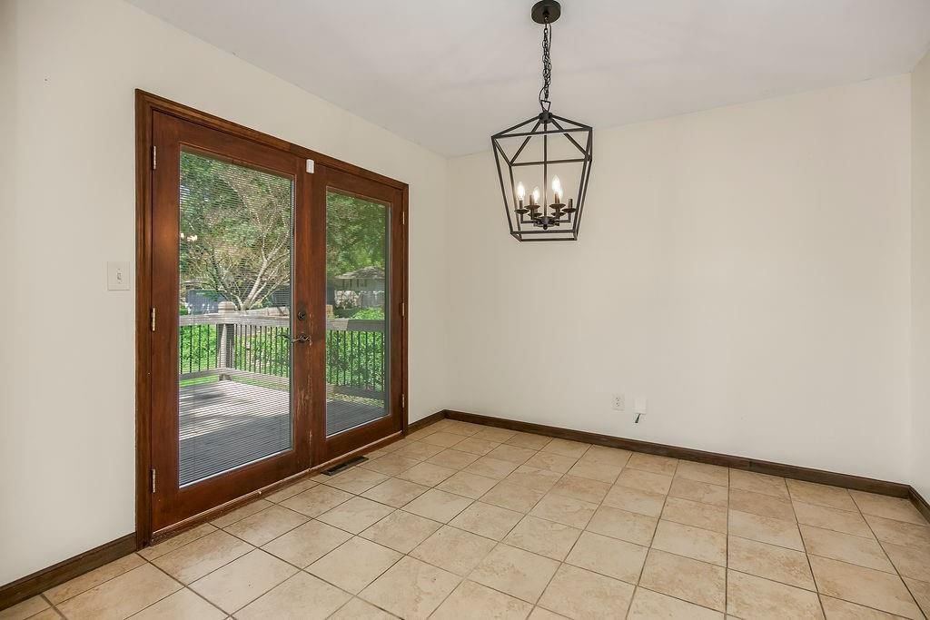 409 Duncan Road — photo 10