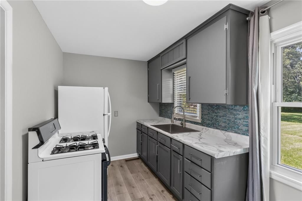 10516 Richmond Avenue — photo 14