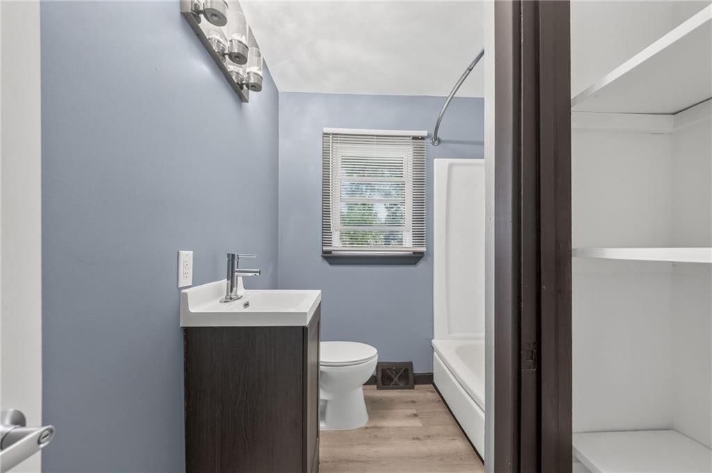10516 Richmond Avenue — photo 15