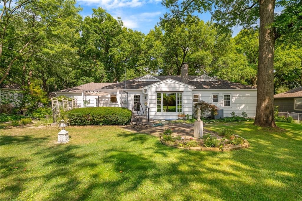 9416 Wenonga Road — photo 45