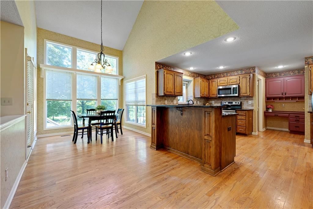 13113 W 131st Street — photo 5