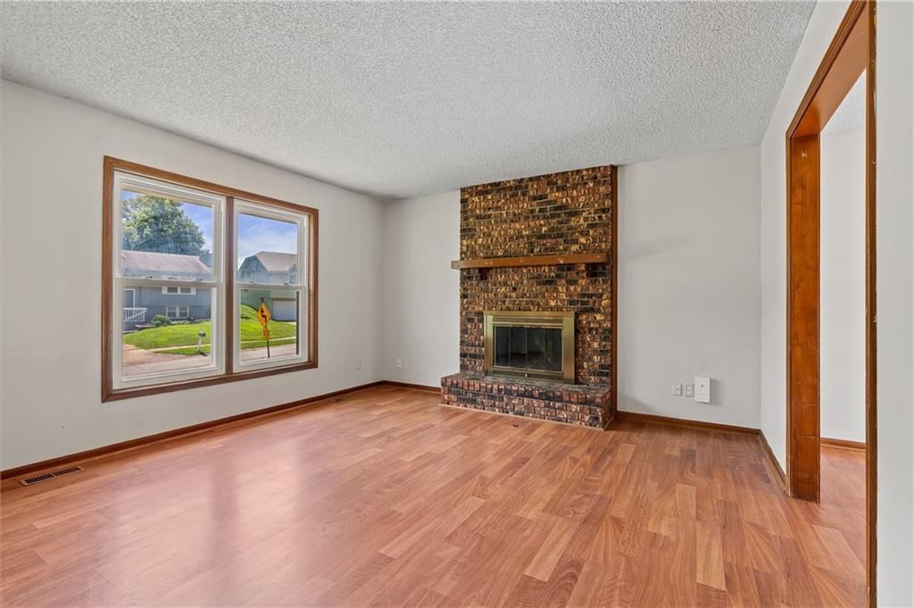 528 NE Karapat Drive — photo 6