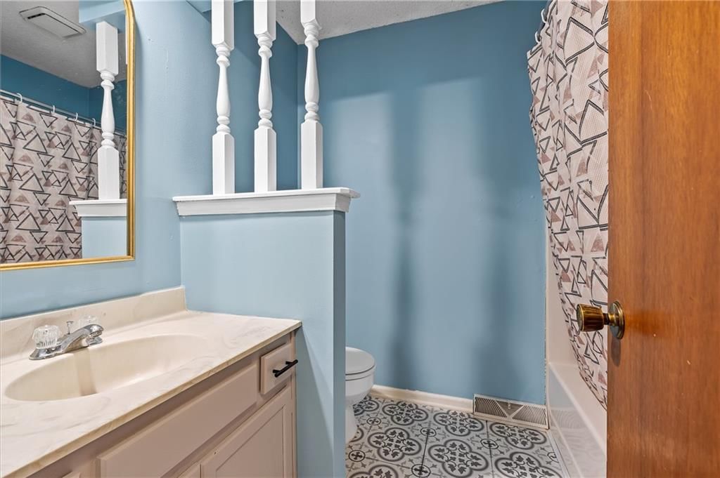 528 NE Karapat Drive — photo 19
