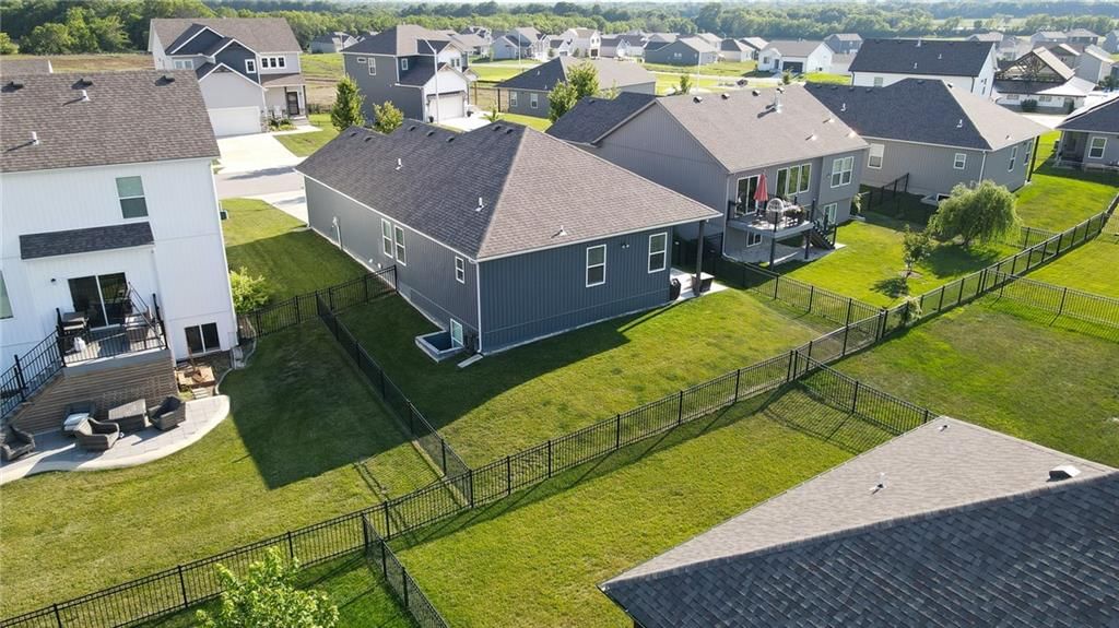 27310 Cedar Grove Drive — photo 3