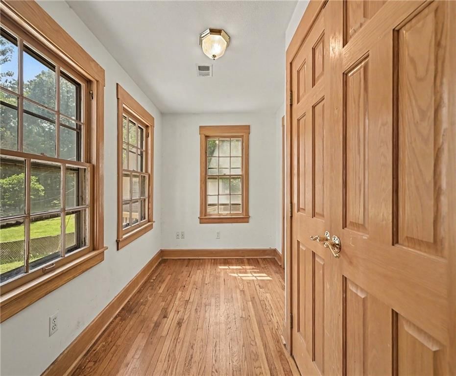 8525 Hiawatha Road — photo 17