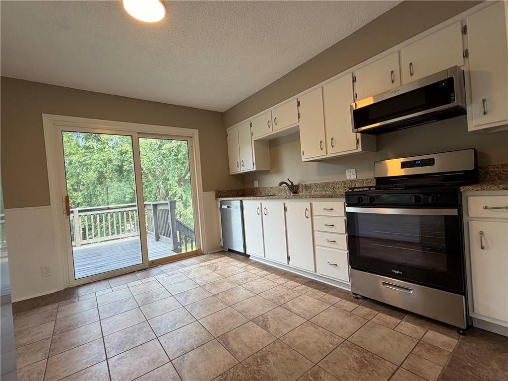 1809 N Jennings Road — photo 4