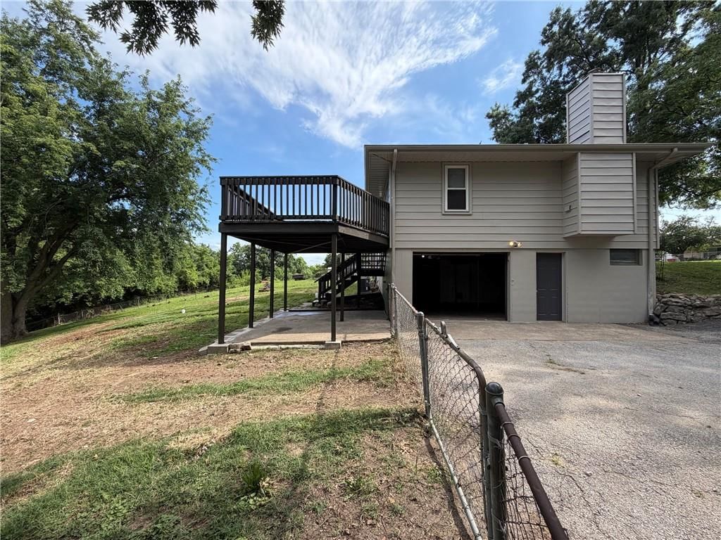 1809 N Jennings Road — photo 23