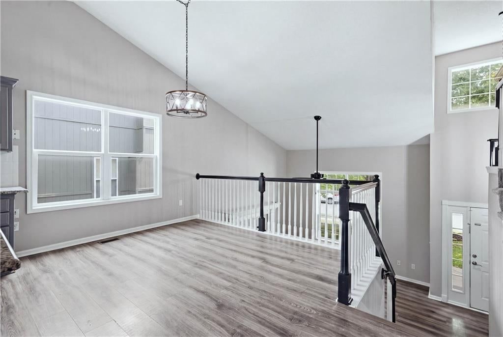 16510 W 157th Terrace — photo 8