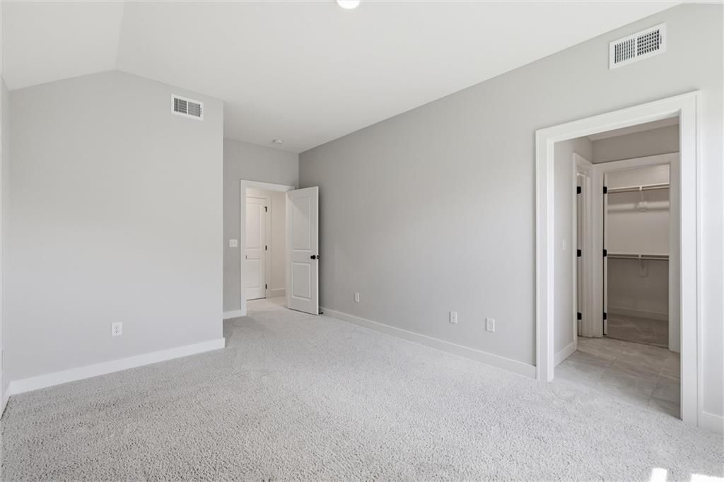 10309 W 173rd Street — photo 32
