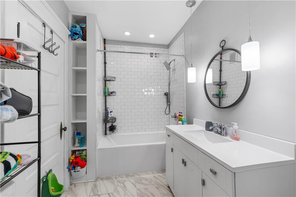 518 S Ash Street — photo 32